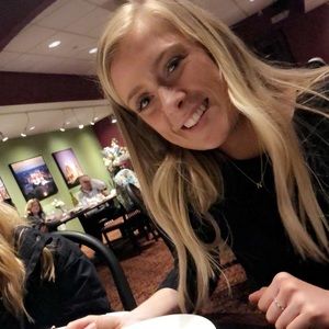 Meet your Posher, Nell